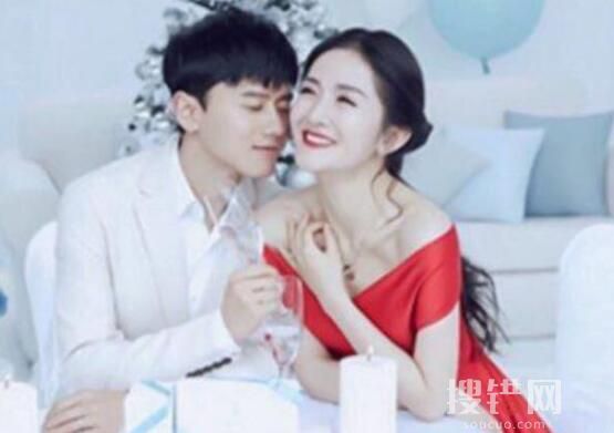 張杰謝娜什么時候離的婚是真的嗎 為什么離婚？