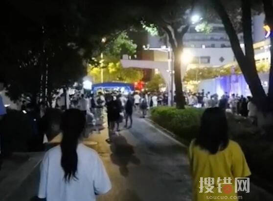 大學生10元彩票中25萬 全校圍觀 原因竟是這樣太羨慕了