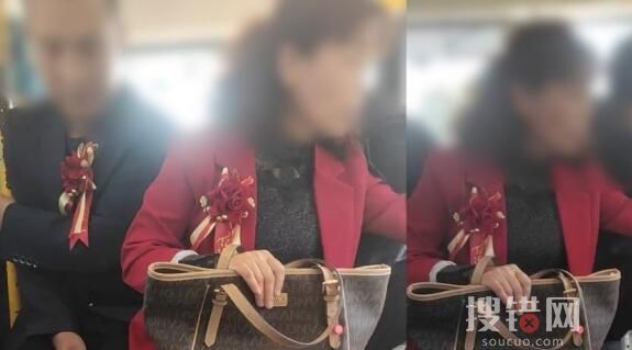 送女兒出嫁后父母擠公交回家 為什么引爭議？