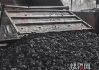 波蘭發生多起涂黑石頭冒充煤炭事件 究竟是怎么回事？