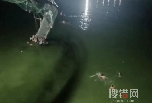 印度吊橋倒塌已致91死 落難者驚叫 原因竟是這樣簡直太悲劇