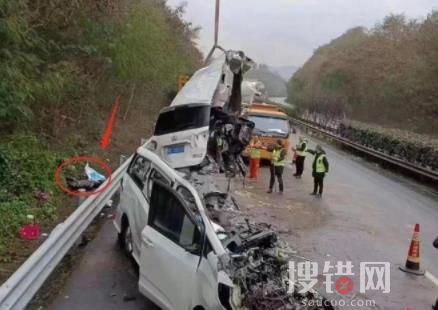 快遞貨車與面包車相撞致6死1傷 原因竟是這樣實在驚呆了