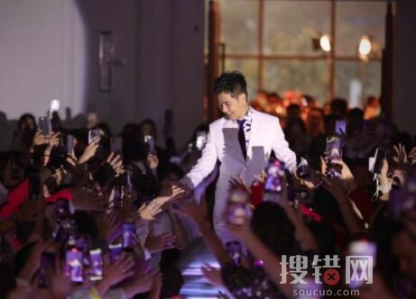 林志穎車禍后首復出 面部無疤痕 依然是不老男神