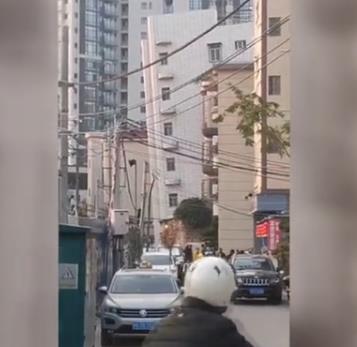 廣東湛江疑地陷數幢樓傾斜 事故原因居然如此離譜