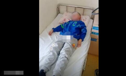 男童被幼兒園關辦公室一天:不給水喝 真相揭露真的令人大吃一驚