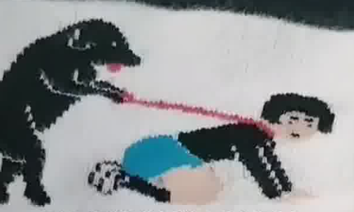 女子吐槽襪子上“狗牽女性”不雅圖片 背后真相實在讓人驚愕