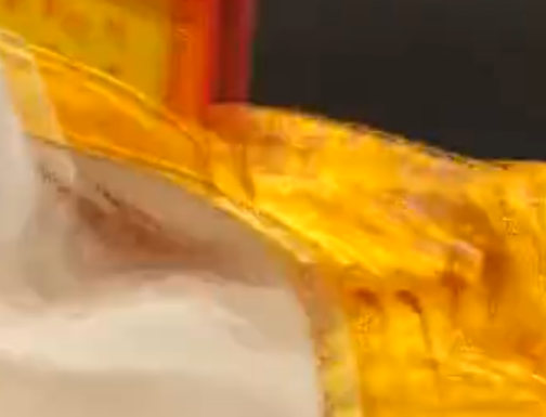 免費送雞蛋騙老人高價購買三無壽衣 內幕實在讓人驚個呆